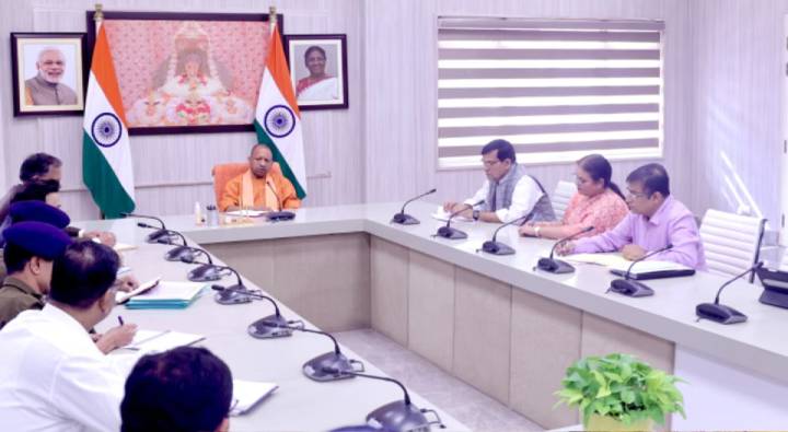 Yogi Cabinet: నేడు యోగి కేబినెట్ భేటీ..  కీలక నిర్ణయాలకు ఆమోదం