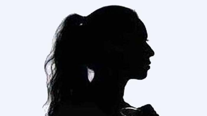 Hyderabad: రూమ్‌ షేరింగ్‌ చేసుకున్న మహిళ పై కేసు నమోదు.. ఎందుకంటే..!?