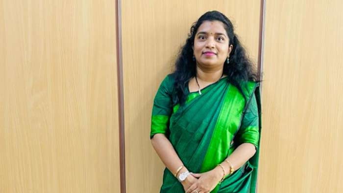 Atrocious: బెంగుళూరులో దారుణం.. ప్రభుత్వ అధికారి దారుణ హత్య