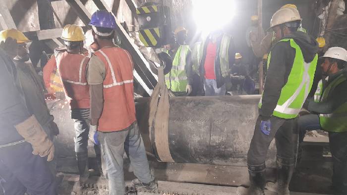 Uttarakhand Tunnel Operation: “బట్టలు సిద్ధం చేసుకోండి”.. కార్మికుల కుటుంబాలకు ఆదేశాలు.. ఏ క్షణాన్నైనా బయటకు..