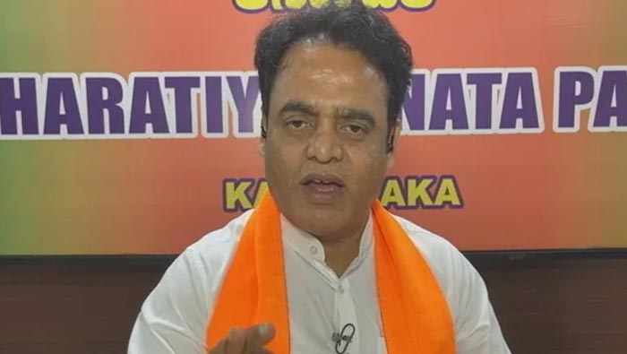 Telangana Elections: తెలంగాణ ప్రజలను కాంగ్రెస్‌ మభ్యపెడుతోంది: కర్ణాటక మాజీ మంత్రి