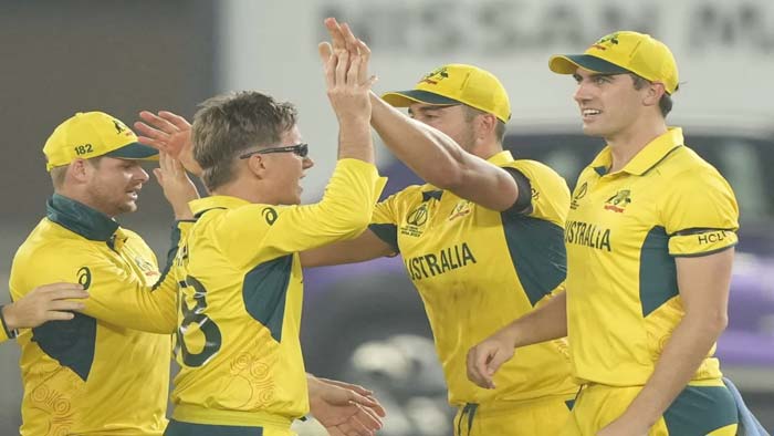 AUS vs ENG: ఇంగ్లాండ్⁭పై ఆసీస్ విజయం.. సెమీస్⁭లోకి అడుగు..!