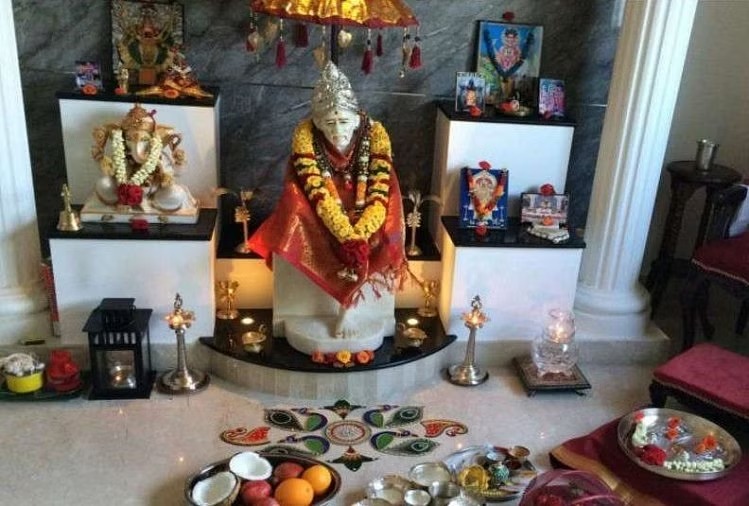 Thursday : కోరిన కోరికలు నెరవేరాలి అంటే గురువారం బాబాకు ఇలా పూజించాల్సిందే?