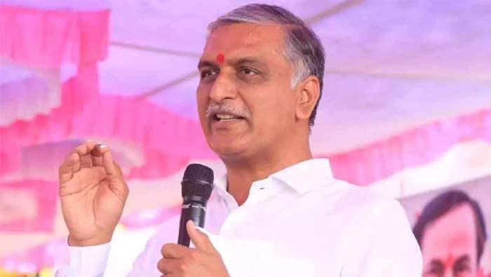 Harish Rao: స్ట్రాంగ్ లీడర్ కేసీఆర్ ఉండగా.. రాంగ్ లీడర్లు మనకెందుకు..
