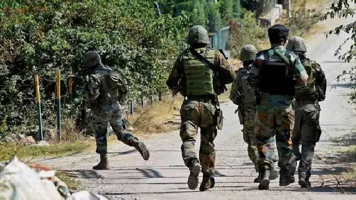 Jammu Kashmir: చొరబాటుకు యత్నించిన ఇద్దరు ఉగ్రవాదుల హతం..