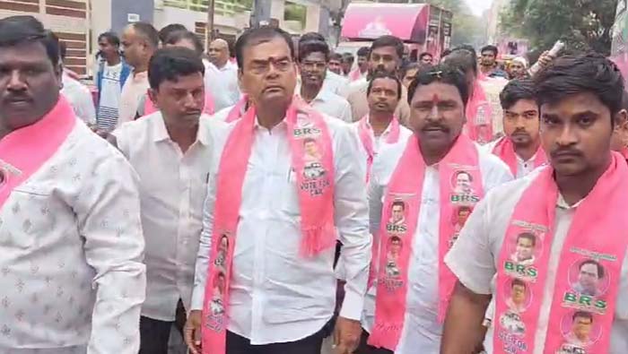 Kaleru Venkatesh: ఢిల్లీ రిమోట్‌తో పనిచేసే ఎమ్మెల్యే కావాలా? స్థానిక ఎమ్మెల్యే కావాలా?