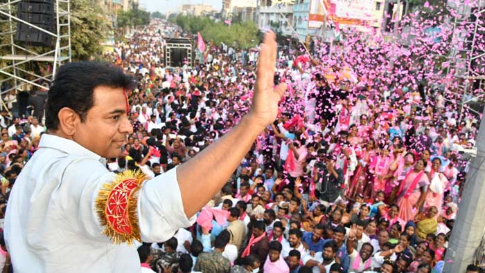 Minister KTR : మీరు దీవిస్తే ఎమ్మెల్యే అయ్యాను.. కేసీఆర్‌ ఆశీర్వదిస్తే మంత్రిని అయ్యాను