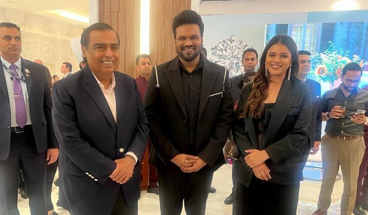 Manchu Manoj: అంబానీతో మంచు మనోజ్ దంపతులు.. పిక్ వైరల్