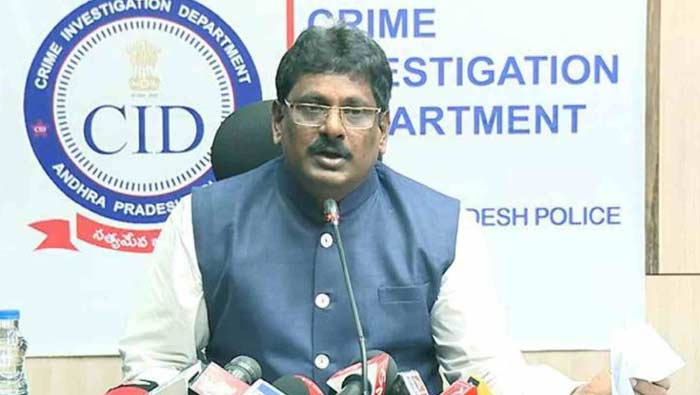 CID Chief Sanjay: సీఎం, సీఎం కుటుంబ సభ్యులపై అసభ్య పోస్టులు.. వారి ఆస్తులు అటాచ్‌..!