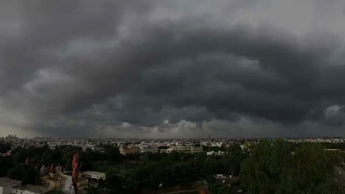 Rain Alert: రానున్న 48 గంటల్లో అల్పపీడనం.. తెలుగు రాష్ట్రాల్లో వర్షాలు