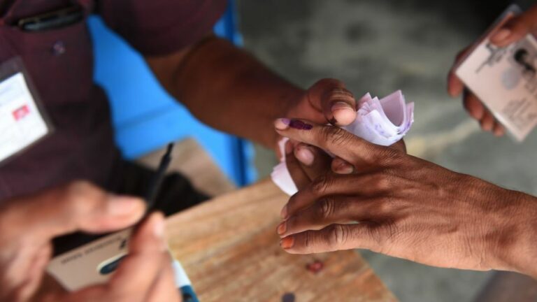 Telangana Elections 2023: అసెంబ్లీ ఎన్నికలకు సర్వం సిద్ధం.. మరికాసేపట్లో ప్రారంభం కానున్న పోలింగ్‌!