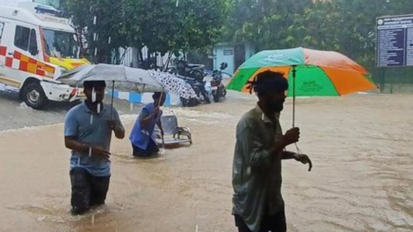 Cyclone Michaung: మిచాంగ్‌ తుఫాన్ ఎఫెక్ట్.. ఏపీలోని పలు ప్రాంతాల్లో భారీ వర్షాలు! మరో 24 గంటలు