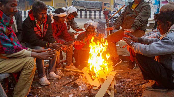 Cold Intensity: తెలుగు రాష్ట్రాల్లో పెరుగుతున్న చలి తీవ్రత.. పడిపోతున్న ఉష్ణోగ్రతలు