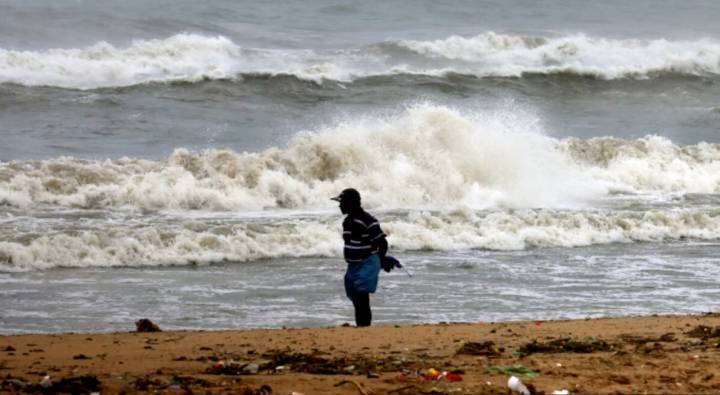 Michaung Cyclone: ఏపీని తాకనున్న ‘మిచాంగ్’ తుపాన్..  మూడు రాష్ట్రాల్లో హెచ్చరికలు జారీ
