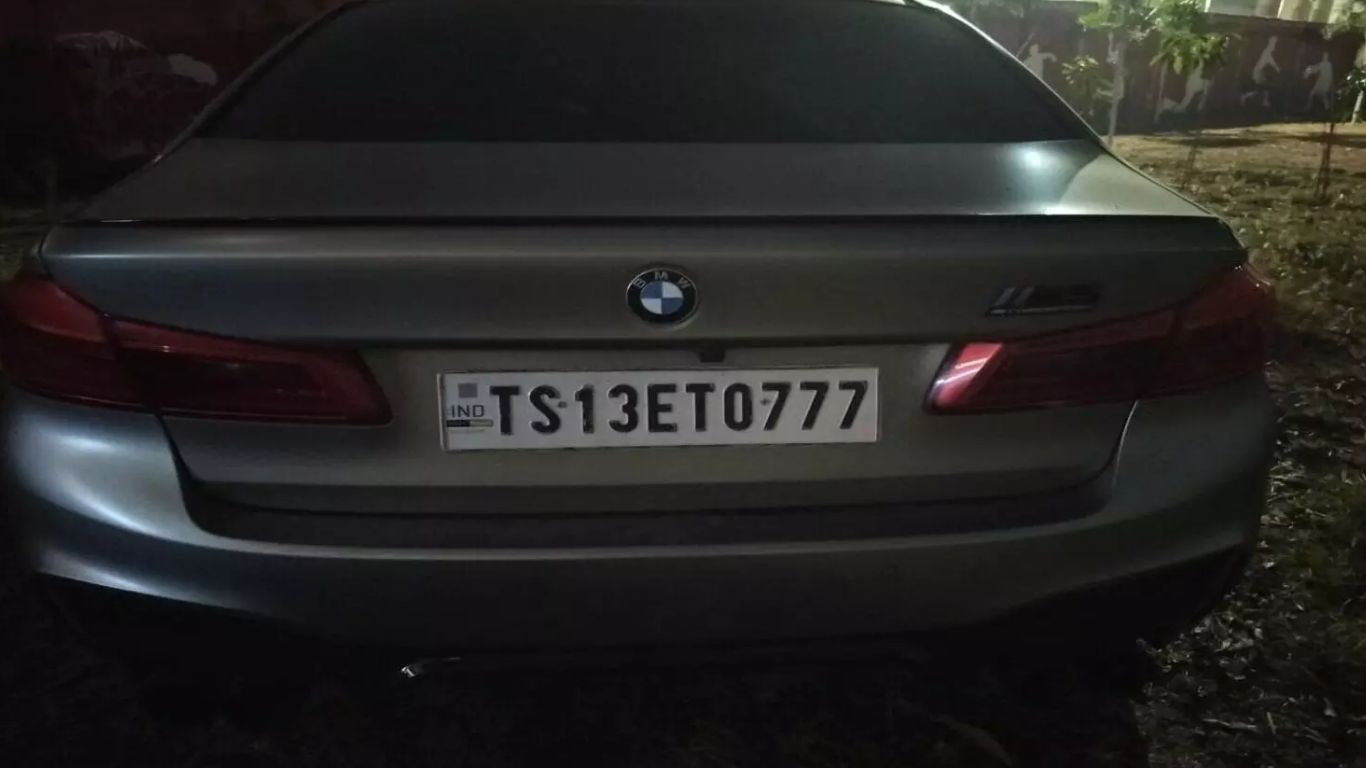 Praja Bhavan: ప్రజాభవన్‌ ముందు కారు బీభత్సం.. అసలు నిందితుడిని తప్పించిన పోలీసులు?