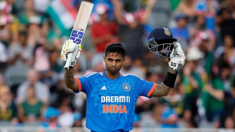 Suryakumar Yadav: టీ20 క్రికెట్‌లో చరిత్ర సృష్టించిన సూర్యకుమార్ యాదవ్!