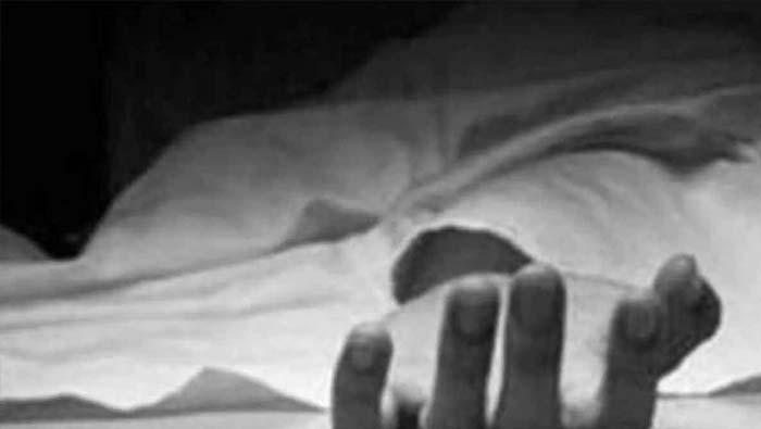 Atrocious: ఎన్టీఆర్ జిల్లా లో  దారుణం.. యవకుడి ఆత్మహత్య..