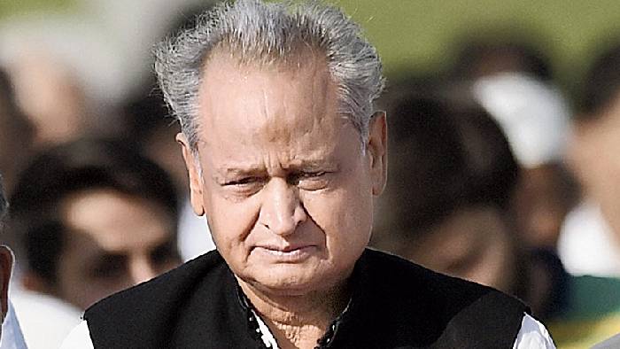 Ashok Gehlot: గెహ్లాట్ “మ్యాజిక్ ముగిసింది”.. బీజేపీ సెటైర్లు..