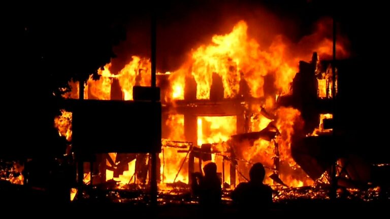 Fire Accident: హైదరాబాద్‌లో భారీ అగ్ని ప్రమాదం.. భారీగా ఆస్తి నష్టం..