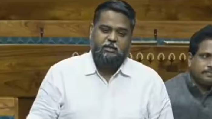 DMK MP: “గోమూత్ర రాష్ట్రాల్లో బీజేపీ గెలుస్తుంది”.. పార్లమెంట్‌లో డీఎంకే ఎంపీ వ్యాఖ్యల దుమారం..