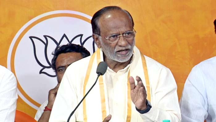 Laxman: కాంగ్రెస్ గ్యారెంటీ అంటే అవినీతి దోపిడీకి గ్యారెంటీ