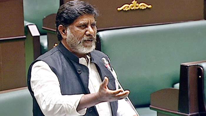 Bhatti Vikramarka: 24 గంటల కరెంటని చెప్పి.. మసిపూసి మారేడు కాయ చేసి చూపించారు