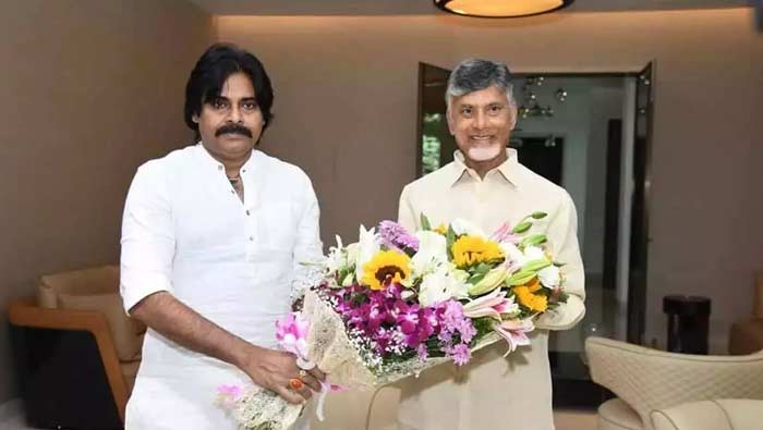 Chandrababu and Pawan Kalyan: చంద్రబాబు – పవన్ భేటీలో కీలకాంశాలపై చర్చ.