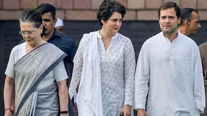 Telangana Congress: నేడు నగరానికి సోనియా గాంధీ,  ప్రియాంక గాంధీ, రాహుల్ గాంధీ