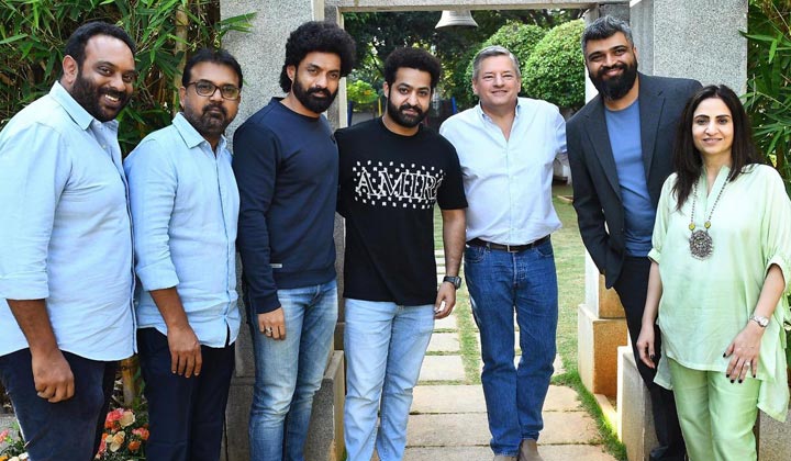 NTR: నిన్న మెగా ఫ్యామిలీ.. నేడు నందమూరి ఫ్యామిలీ తో నెట్ ఫ్లిక్స్ సీఈఓ భేటీ