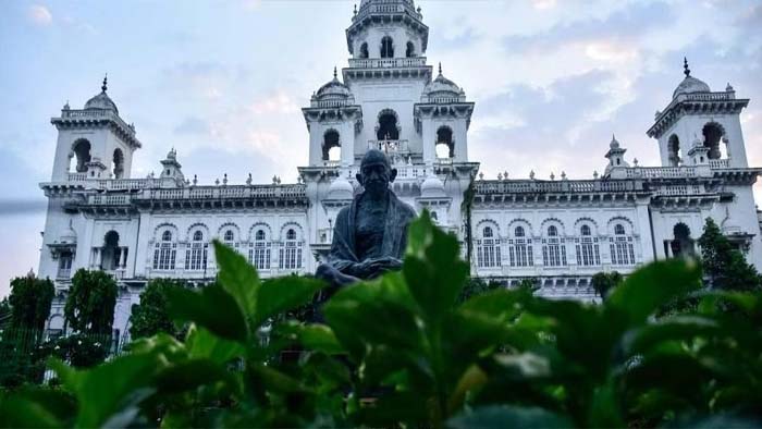 Telangana Assembly: కాసేపట్లో అసెంబ్లీ సమావేశాలు.. సభలో ప్రసంగించనున్న గవర్నర్‌..
