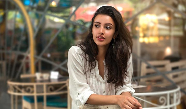 Tripti Dimri: అయ్యో.. అనిమల్ బ్యూటీ నిద్రలేని రాత్రులు గడుపుతుందంటనే.. అంతా దానివల్లనే