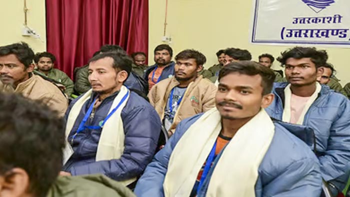 Uttarakhand Tunnel Incident: టన్నెల్లో 17 రోజులు.. ఇలా టైంపాస్ చేశాం