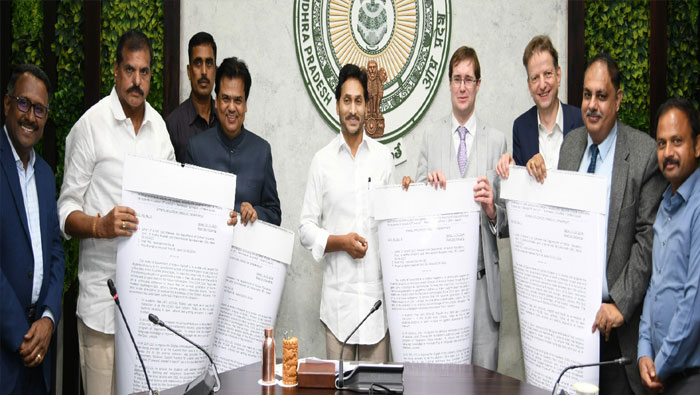 AP Govt: ఏపీ విద్యారంగంలో మరో చరిత్రాత్మక నిర్ణయం.. ప్రభుత్వ బడుల్లో ఐబీ విద్యావిధానం