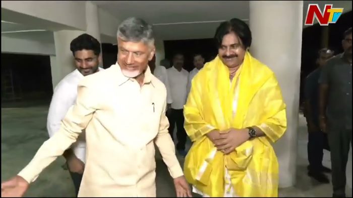 TDP-Janasena: చంద్రబాబు, పవన్‌కళ్యాణ్ భేటీ.. ఉమ్మడి మేనిఫెస్టో, సీట్ల సర్దుబాటుపై చర్చ
