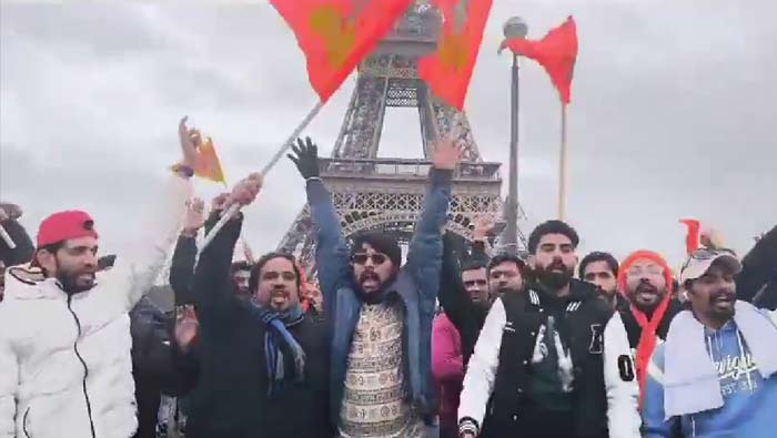Jai Shri Ram on Eiffel Tower: ఈఫిల్ టవర్ దగ్గర జై శ్రీరామ్ నినాదాలు..