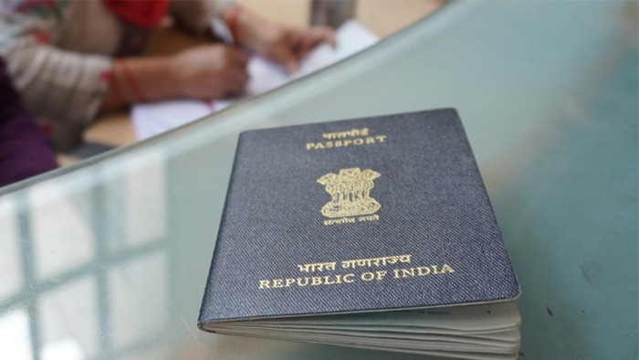 Fake Passport Scam: రాష్ట్రంలో నకిలీ పాస్ పోర్ట్ స్కాం..  92 మందికి లుక్ ఔట్ నోటీసులు