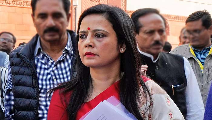 Mahua Moitra: మహువా మొయిత్రాకు షాకిచ్చిన కోర్టు.. దెబ్బకు బంగ్లా ఖాళీ
