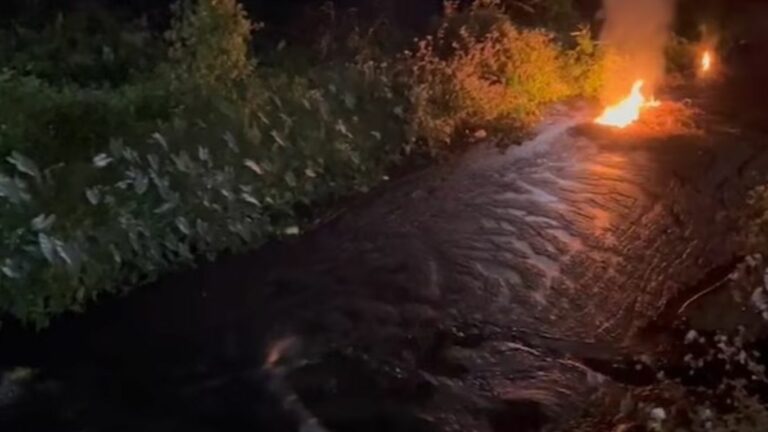 Manipur Fuel Leak: మణిపుర్‌లో భారీగా ఇంధనం లీక్.. భయభ్రాంతులకు గురైన ప్రజలు!