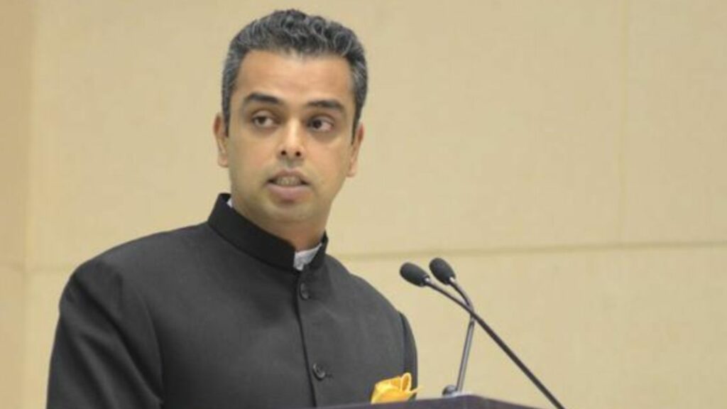 Milind Deora Resigned