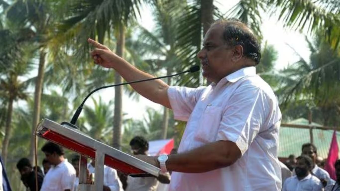 Mudragada Padmanabham: ముద్రగడ త్వరలోనే ఏదో ఒక పార్టీలో చేరుతారు.. నేను కూడా పోటీ చేస్తా: గిరిబాబు