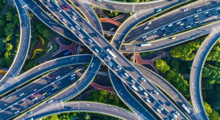 Expressway in India: దేశంలో 50 వేల కిలోమీటర్ల హై స్పీడ్ హైవేలు.. ఇకపై రోడ్డుపై 80వేగంతో ట్రక్కుల పరుగు