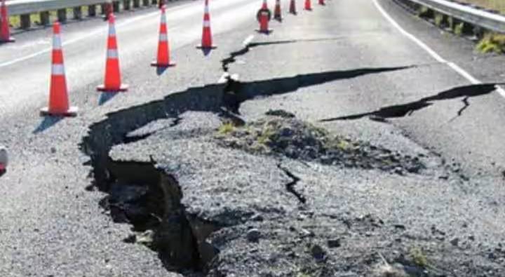 Myanmar Earthquake : వరుస భూకంపాలు.. వణికిపోయిన మయన్మార్.. పరుగుతీసిన ప్రజలు