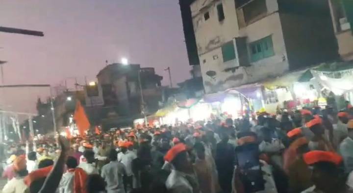 Maharastra : షోలాపూర్‌లో రాళ్లదాడి, రచ్చ.. బీజేపీ ఎమ్మెల్యేపై కేసు నమోదు