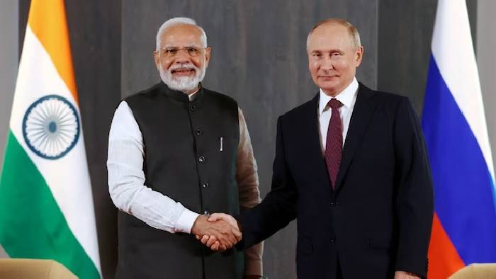 PM Modi: పుతిన్‌తో మాట్లాడిన ప్రధాని మోడీ.. ఇరు దేశాల సంబంధాలపై చర్చ..