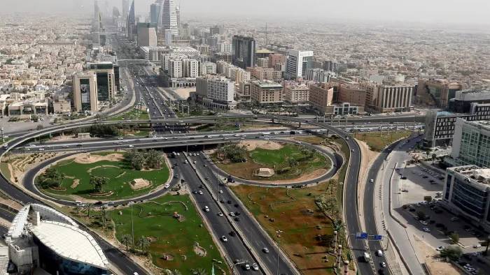 Saudi Arabia: తొలి “లిక్కర్ షాప్” ప్రారంభించనున్న సౌదీ అరేబియా.. కానీ, కండిషన్స్ అప్లై..