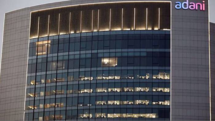 Adani-Hindenburg case: అదానీ-హిండెన్‌బర్గ్ కేసులో రేపు సుప్రీంకోర్టు తీర్పు..