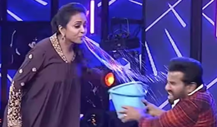 Anchor Suma Spitting