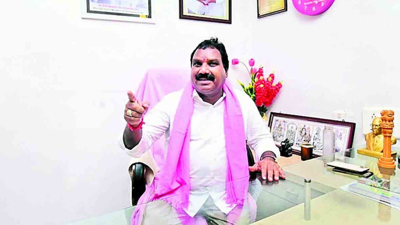 Aroori Ramesh: పార్టీలు మారే చరిత్ర నాది కాదు.. అరూరి ఎప్పుడూ కేసీఆర్ మనిషే!