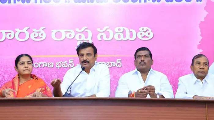 BRS MLAs : నియోజకవర్గ సమస్యల కోసం ముఖ్యమంత్రిని కలిశాం