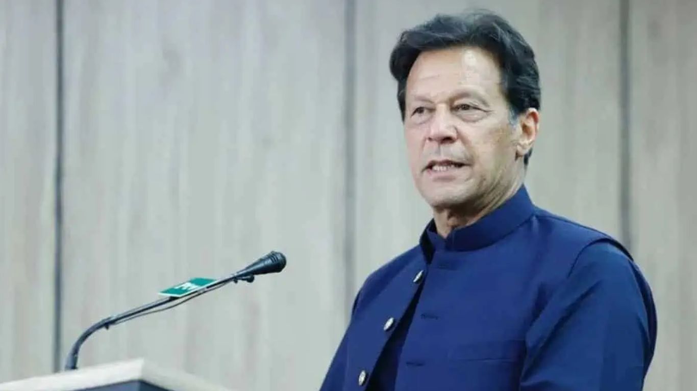 Imran Khan: పాకిస్థాన్‌ మాజీ ప్రధాని ఇమ్రాన్‌ ఖాన్‌కు మరో షాక్.. తోషఖానా కేసులో 14 ఏళ్ల జైలు శిక్ష!